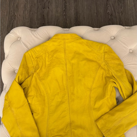 Genuine Leather Jacket in Yellow - Picture 4 of 8